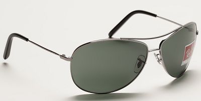 Rayban Olive Green Aviator Sunglasses for 3832 Rs (MRP 4800 Rs)