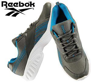 Reebok Mobile Runner Shoes for 999 Rs (Market Price 2999 Rs)