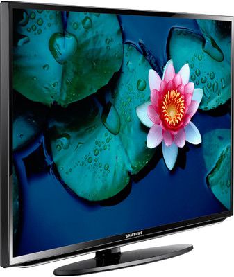Samsung 32EH5000 32 Inches LED Television for 28620 Rs (MRP 35000 Rs)