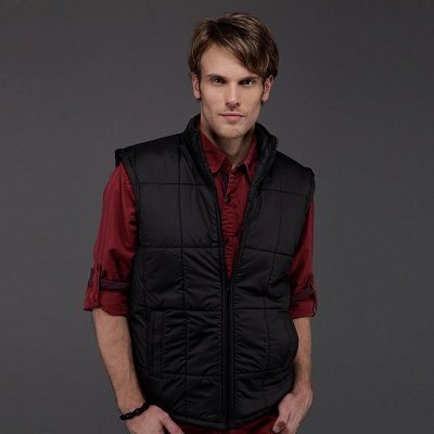 Yepme Sports Sleeveless Black Jacket for 558 Rs (MRP 1500 Rs)