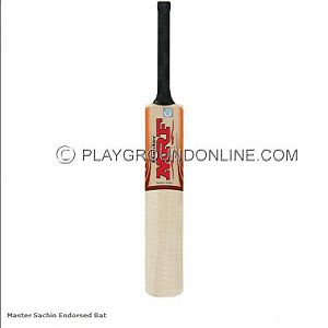 MRF Master Kashmir Willow Cricket Bat for 999 Rs (Market Price 1305 Rs)