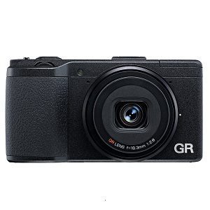Ricoh Pentax GR 16.2MP Point and Shoot Camera for Rs 42390 (Market Price Rs 52995)