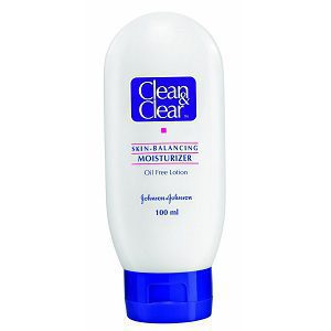 Clean & Clear Oil Free Moisturizer, 100ml for Rs 54 (Market Price Rs 84)