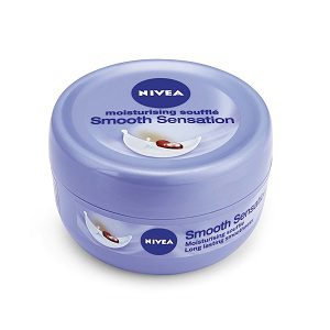 Nivea Smooth Sensation Moisturising Soufflé, 200ml for Rs 133 (Market Price Rs 265)