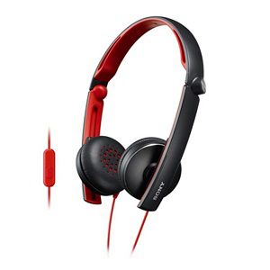 Sony MDR-S70AP On Ear Headphones with Mic for Rs 1662 (Market Price Rs 4490)
