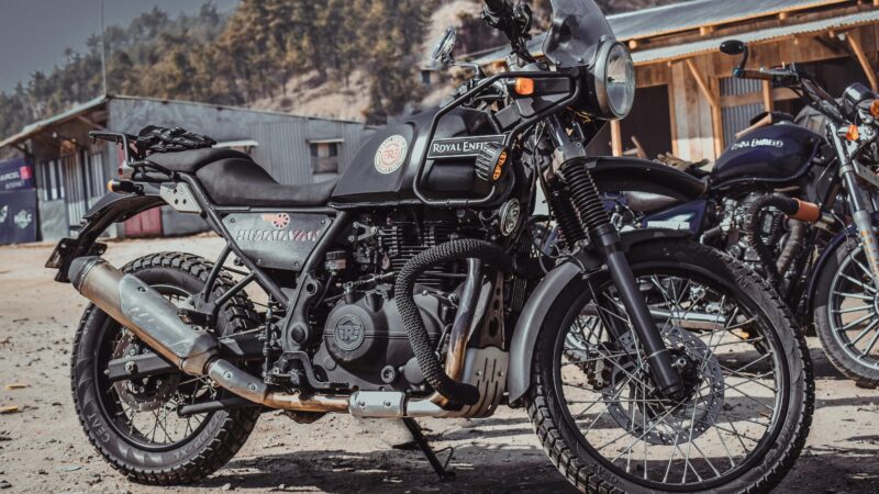 Royal Enfield Himalayan 450 vs KTM Adventure 390: Which One to Buy in 2025?
