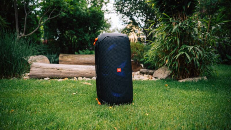 JBL PartyBox 120: Portable Powerhouse for Any Party